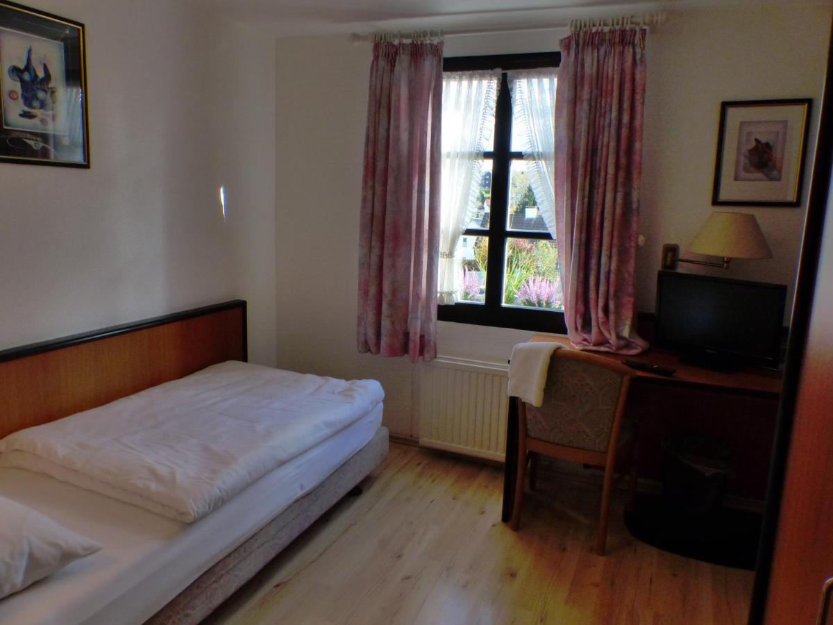 Hotel Zur Post Dabringhausen - Contactless Self Check-In Hotel Wermelskirchen