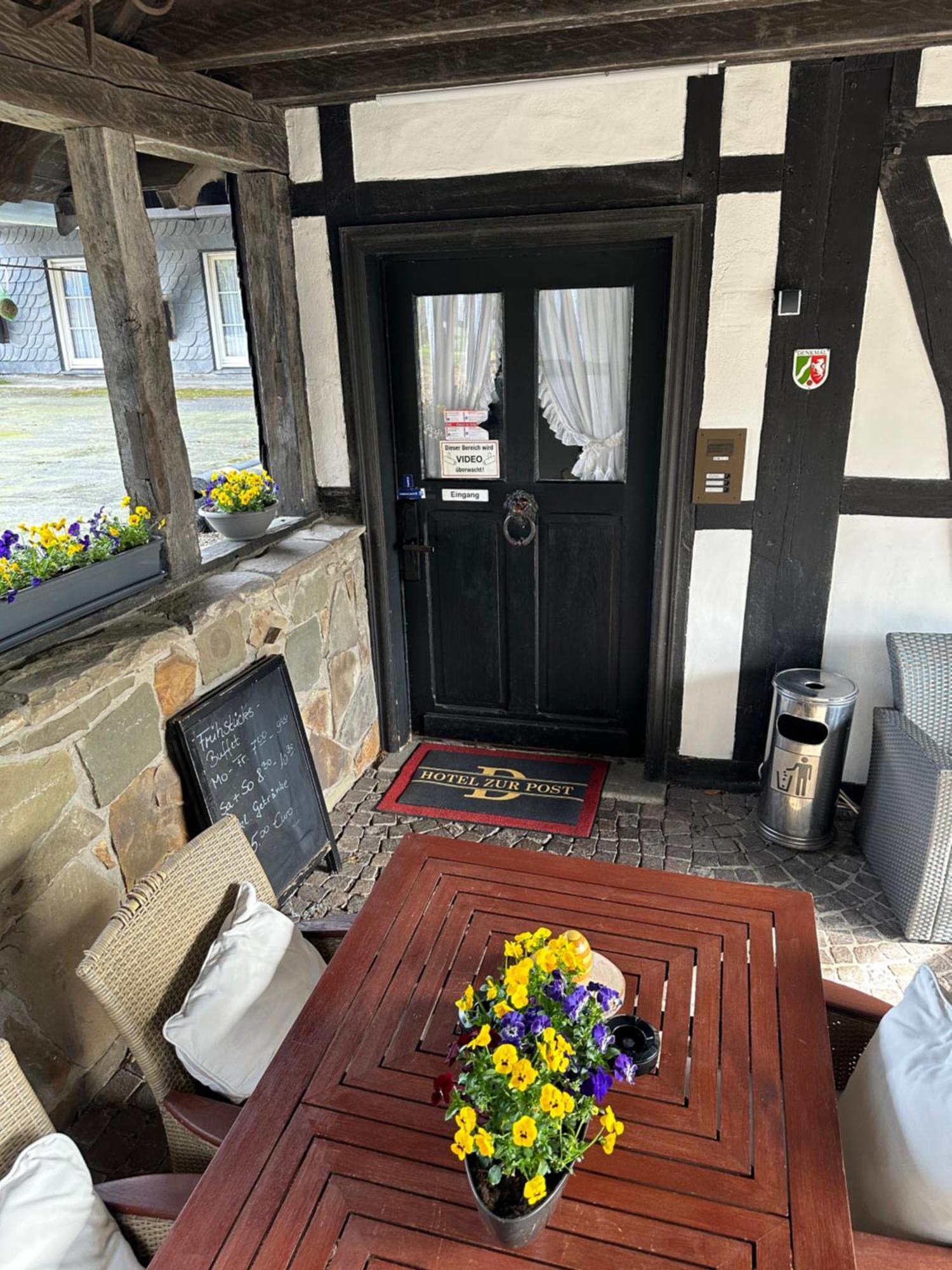 Hotel Zur Post Dabringhausen 3*