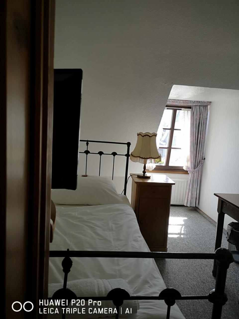 Zur Post Dabringhausen 3*